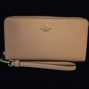 Coach Light Pink/Faded Blush Wristlet Wallet-Pebble Leather with Gold Hardware